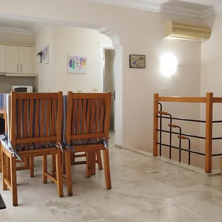 Sunset 3 Beds Beach Deluxe Apartment Fethiye