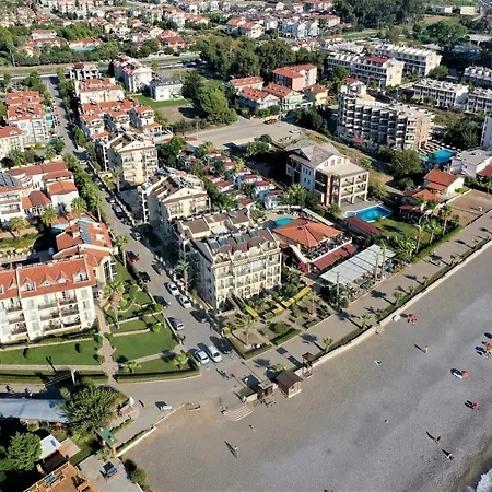Sunset 3 Beds Beach Deluxe Apartment